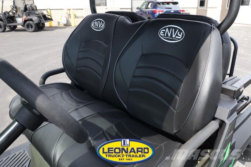  eNVy NV-4 Golfo vežimėliai