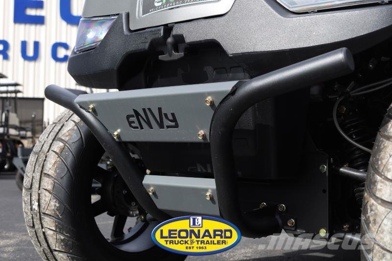 eNVy NV-4 Golfo vežimėliai