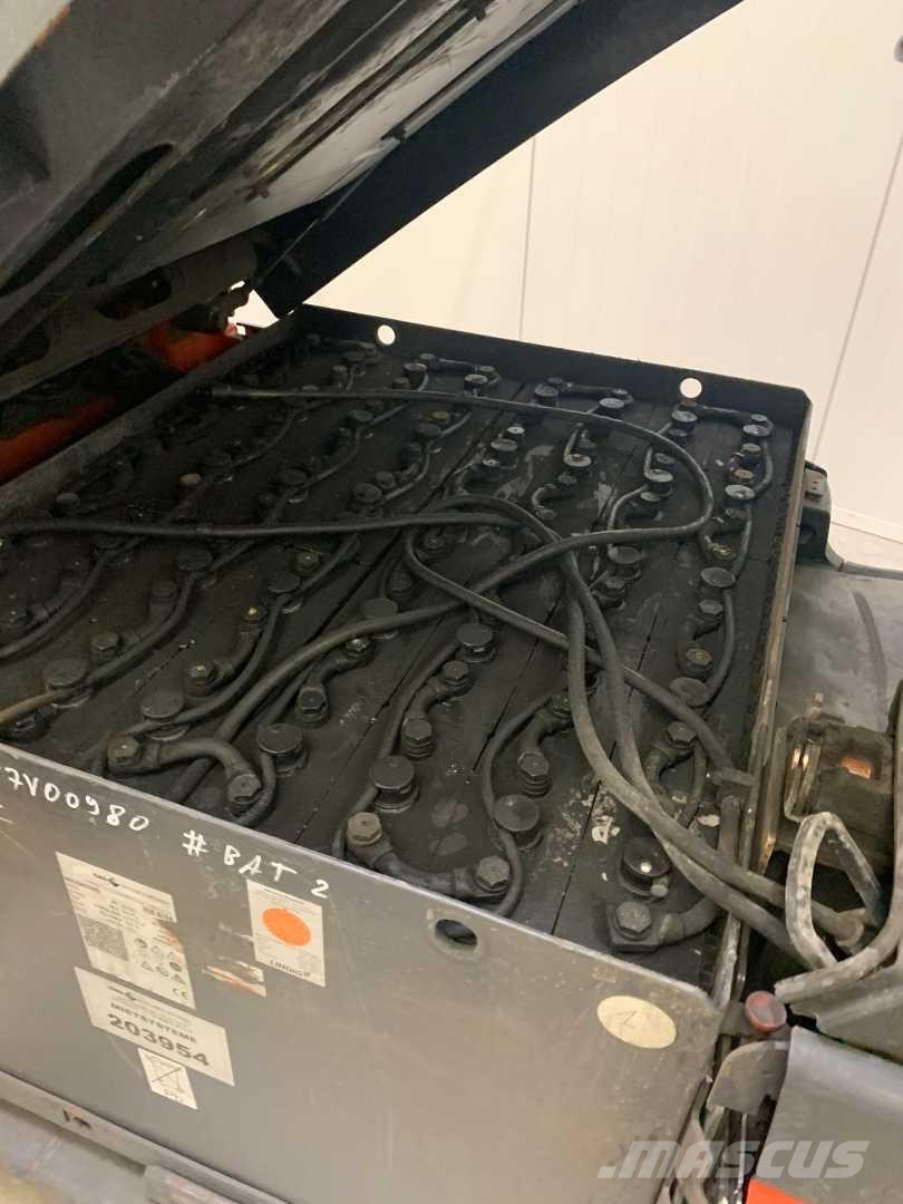 Linde E35L شاحنات ذات رافعات شوكية تعمل بالكهرباء