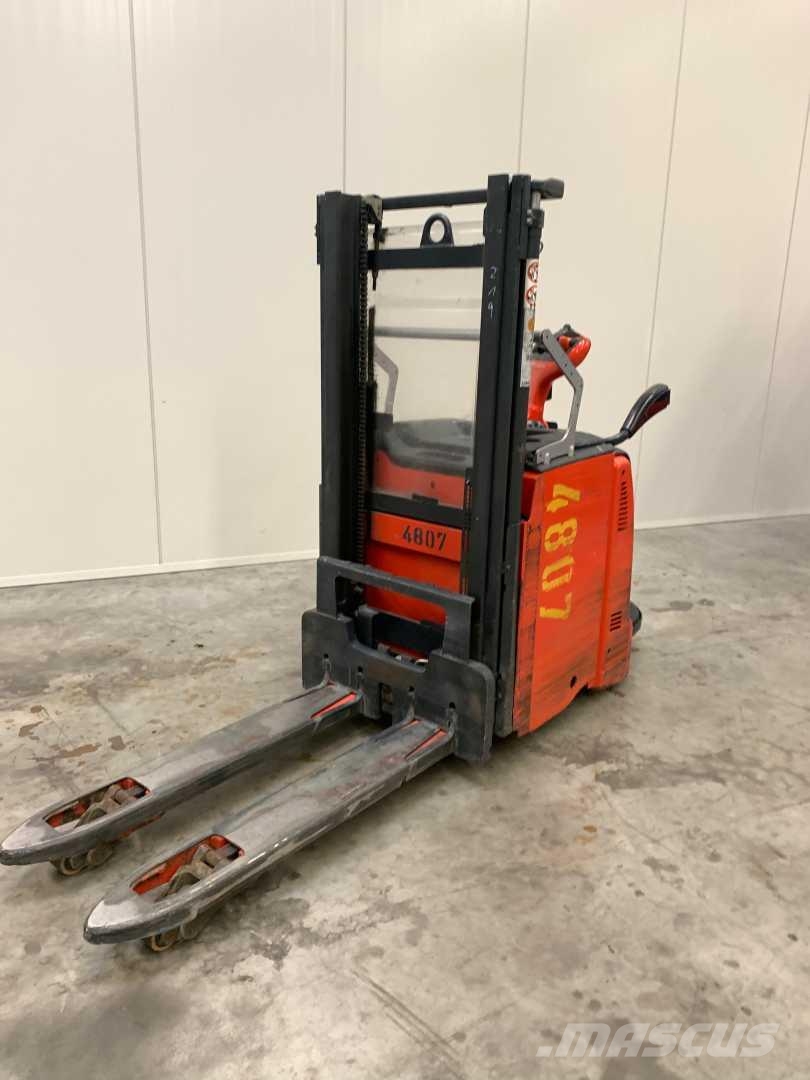 Linde D14AP Stand-in stackers