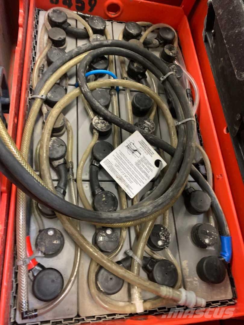 Linde D14AP Stand-in stackers