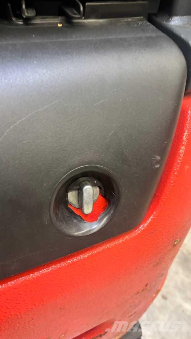 Linde E18PH Elektritõstukid