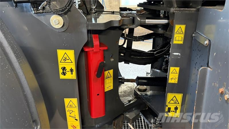 CASE 621G XR med langbom og CDC styrring samt centralsm Chargeuse sur pneus