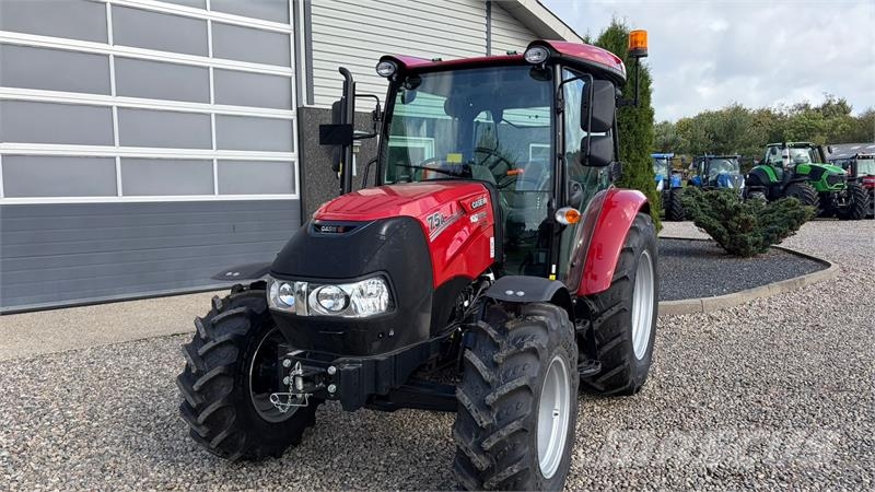 Case IH Farmall 75 A med vendegear og brede hjul Tracteur