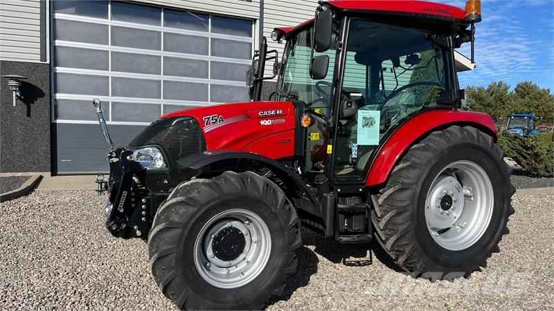 Case IH Farmall 75 A Med frontlift og vendegear og brede h Traktorer