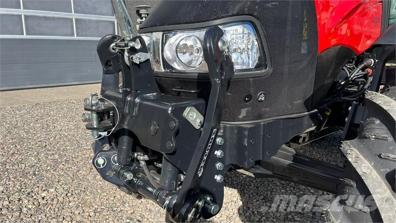 Case IH Farmall 75 A Med frontlift og vendegear og brede h Traktorer
