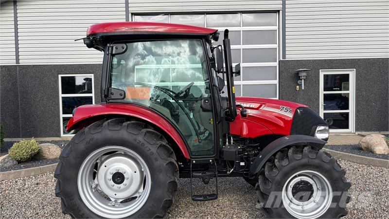 Case IH Farmall 75 A med vendegear og brede hjul Tracteur