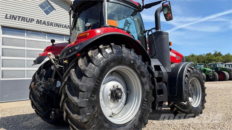 Case IH MAGNUM 340 CVX med frontlift. Gård traktor Tratores Agrícolas usados