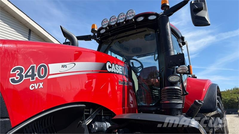 Case IH MAGNUM 340 CVX med frontlift. Gård traktor Tratores Agrícolas usados