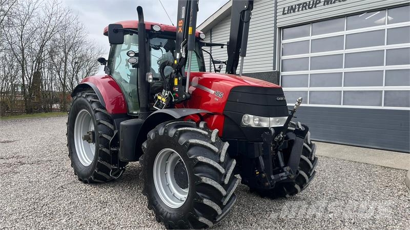 Case IH PUMA 185 CVX Med frontlæsser og frontlift Traktori