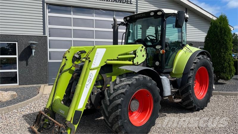 CLAAS Arion 630 CIS Med frontlæsser og frontlift Traktorok