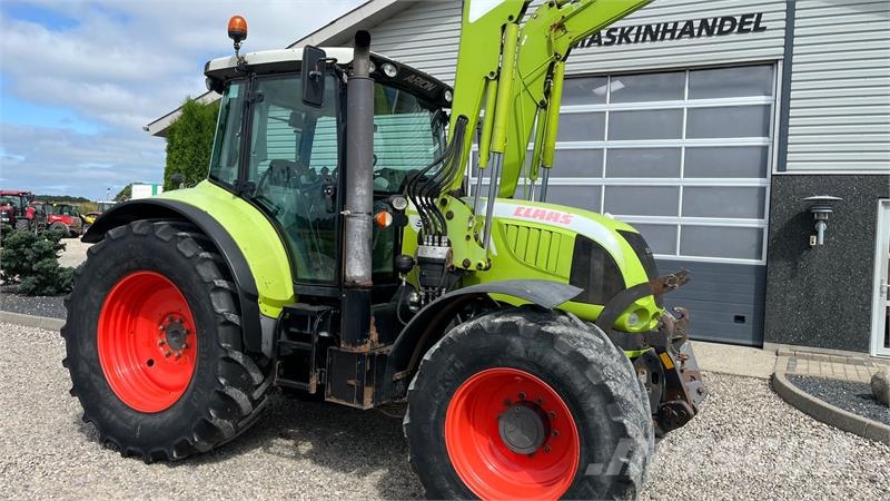 CLAAS Arion 630 CIS Med frontlæsser og frontlift Traktorok