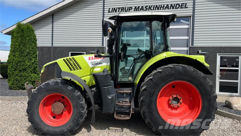 CLAAS ARION 650 Med frontlift og frontPTO Traktorok