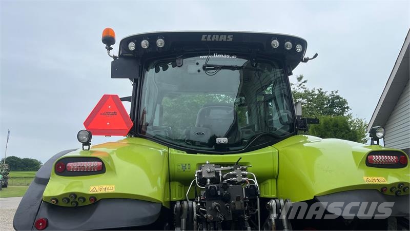 CLAAS Axion 810 CMATIC Med frontlift og frontlæsser 트랙터