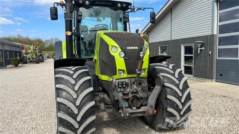 CLAAS AXION 850 Med frontlift og frontpto 拖拉机/农用车