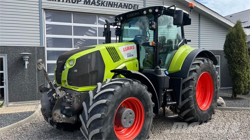 CLAAS AXION 850 Med frontlift og frontpto 拖拉机/农用车