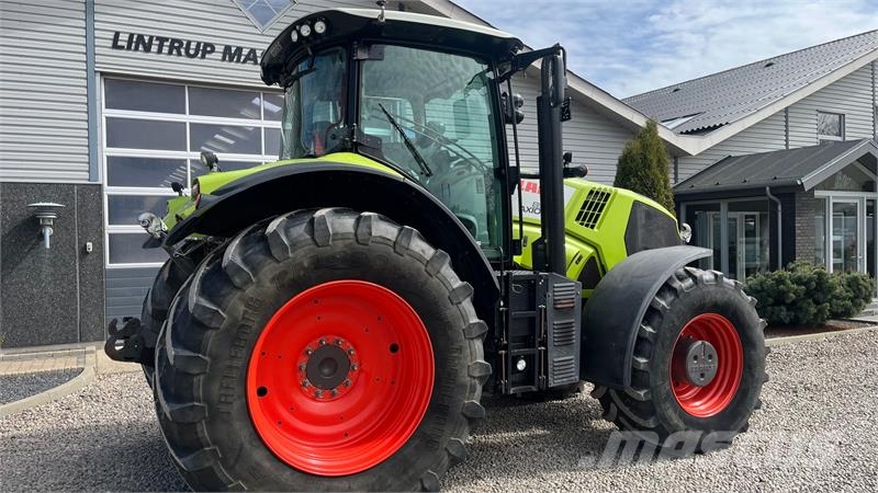 CLAAS AXION 850 Med frontlift og frontpto 拖拉机/农用车