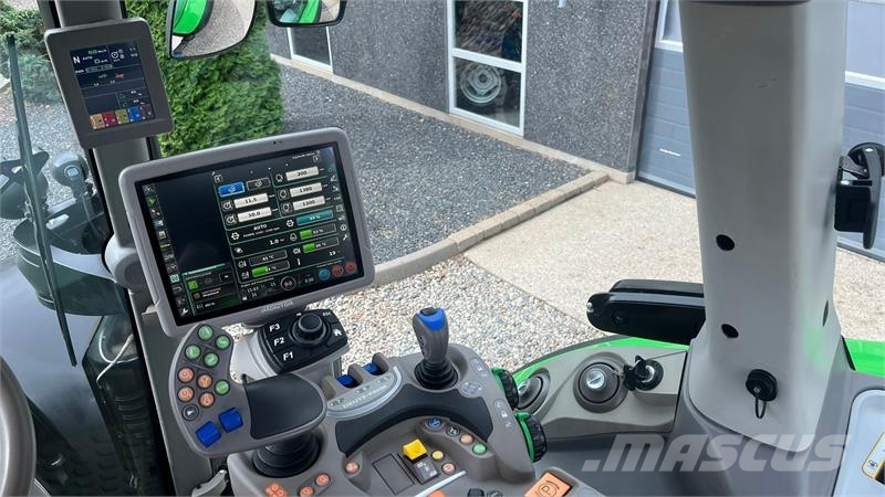 Deutz-Fahr Agrotron 6215 TTV Med frontlift Tractors