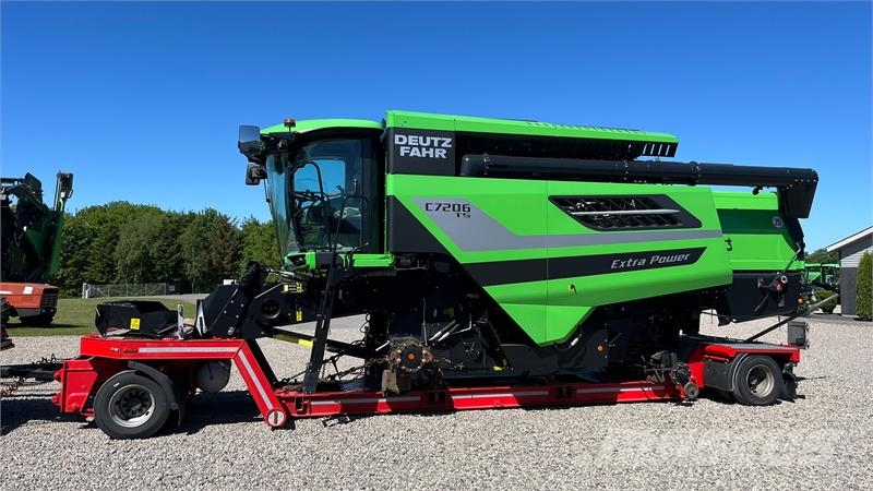 Deutz-Fahr C7206 With 24feed - 7.2m header. New and unused Co Leikkuupuimurit