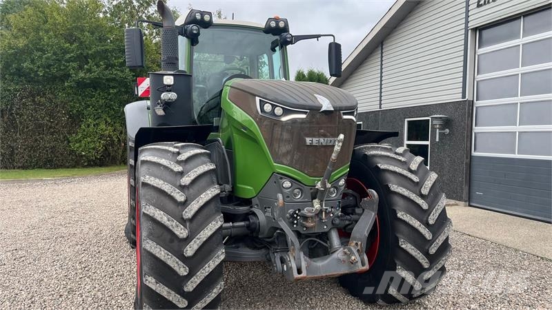 Fendt 1042 Vario S4 Profi Plus Med frontlift Traktorer