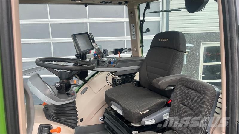 Fendt 1042 Vario S4 Profi Plus Med frontlift Traktorer