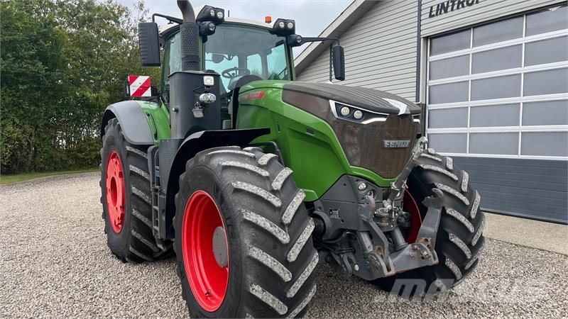 Fendt 1042 Vario S4 Profi Plus Med frontlift Traktorer