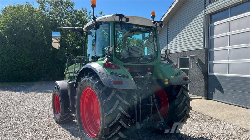 Fendt 313 VARIO Med frontlift og frontlæsser Трактори