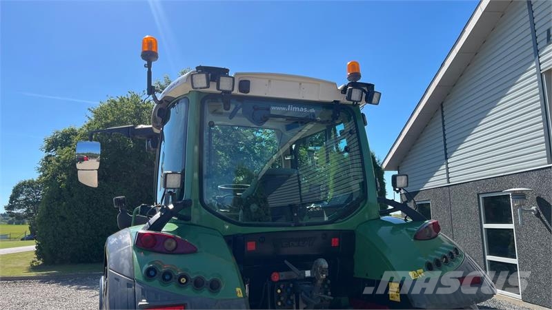 Fendt 313 VARIO Med frontlift og frontlæsser Трактори