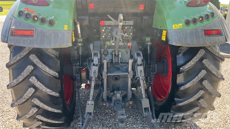 Fendt 313 VARIO Med frontlift og frontlæsser Трактори