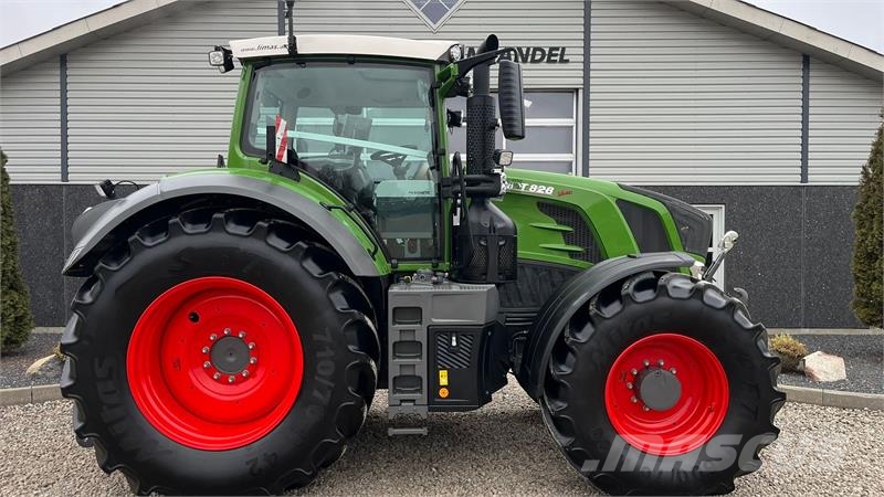 Fendt 828 Vario S4 Profi Plus Med frontlift Трактори