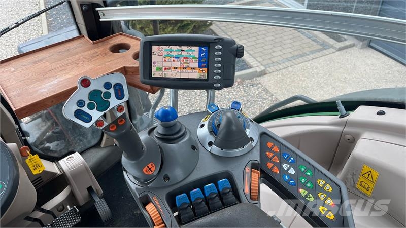 Fendt 936 Vario med frontlift Traktörler