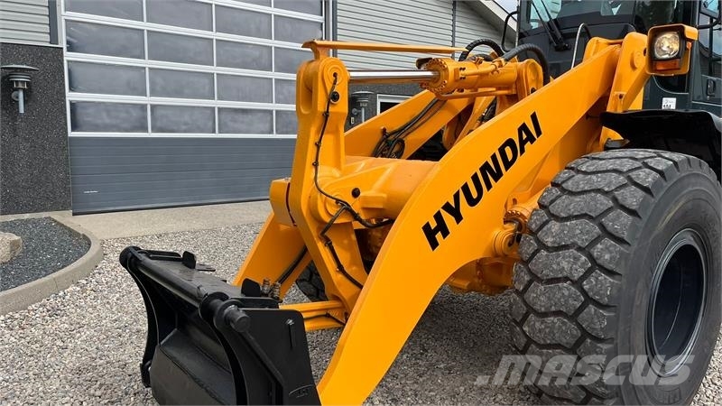 Hyundai 757-9A XTD med lang-arm. En-ejeres maskine med Loc Pás carregadoras de rodas