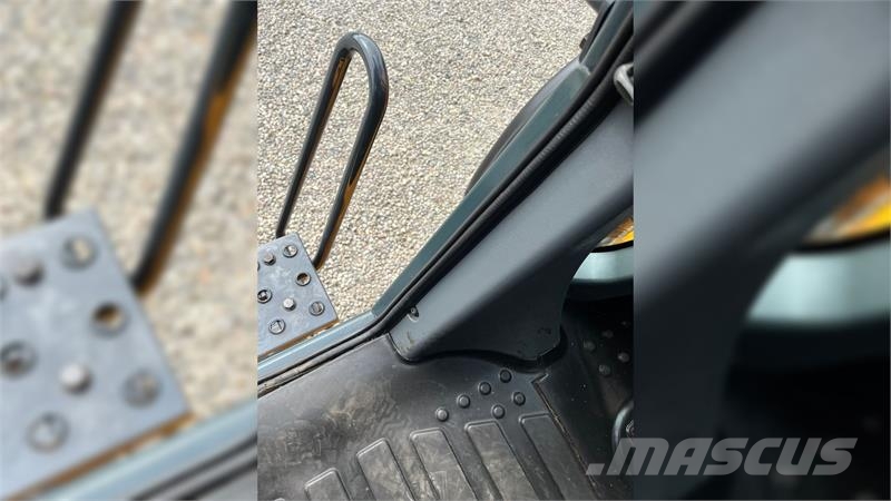 Hyundai 757-9A XTD med lang-arm. En-ejeres maskine med Loc Pás carregadoras de rodas