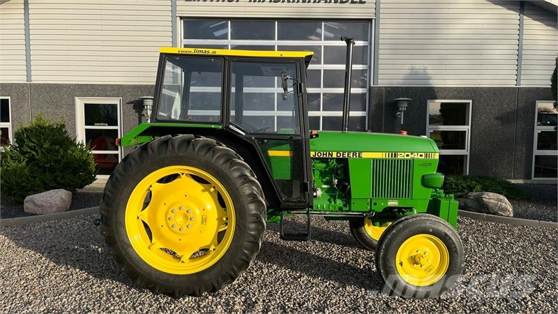John Deere 2040 Med nye dæk hele vejen rundt Tractors