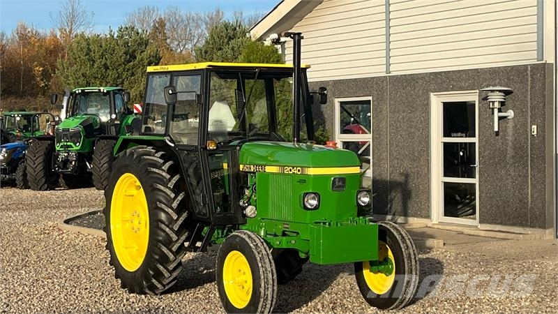 John Deere 2040 Med nye dæk hele vejen rundt Tractors