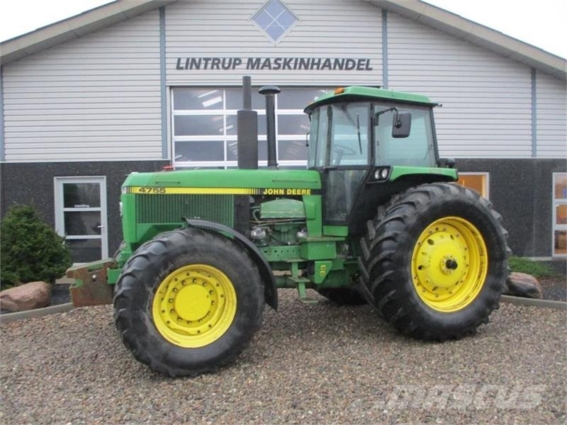 John Deere 4755
