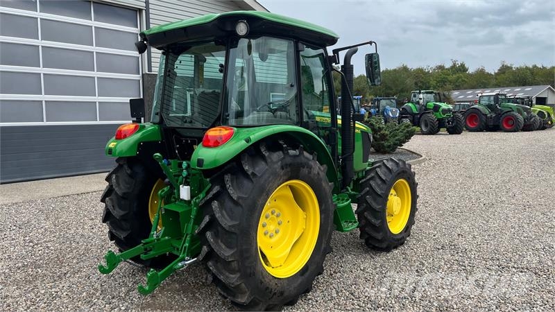 John Deere 5075E Med aircondition og vendegear Traktorer