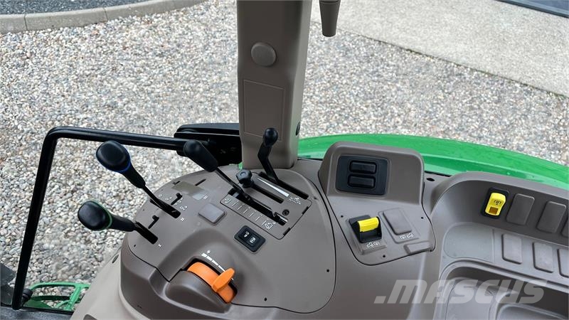 John Deere 5075E Med aircondition og vendegear Traktorer
