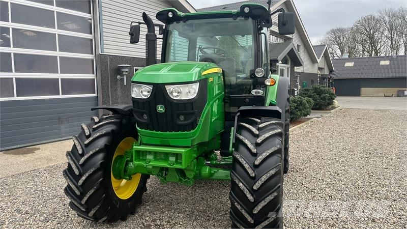 John Deere 6125R AutoQuad Traktorok