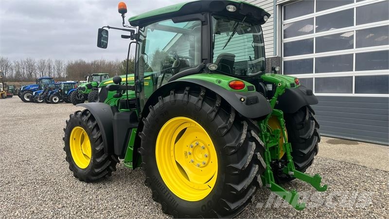 John Deere 6125R AutoQuad Traktorok
