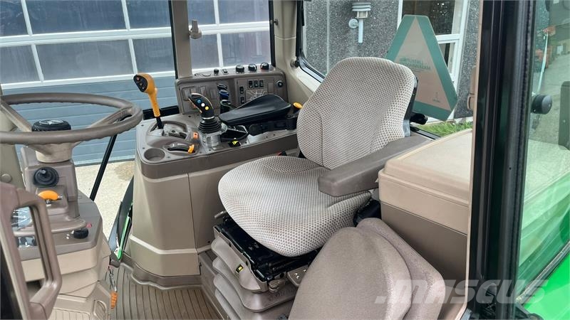 John Deere 6130M med Auto Quard gearkasse og med krybe gear. 트랙터