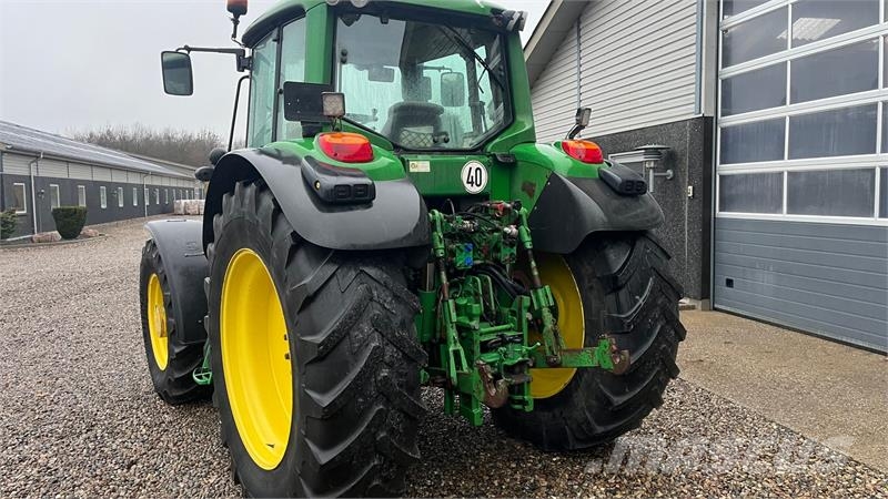 John Deere 6534 Premium med frontlift og frontPTO الجرارات