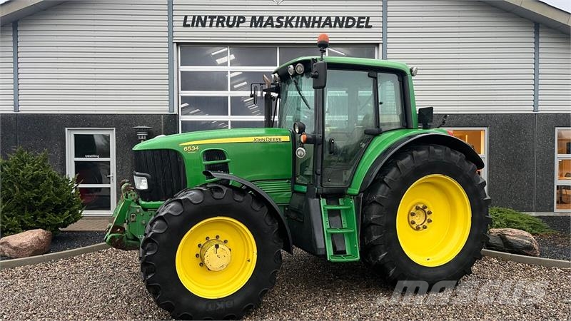 John Deere 6534 Premium med frontlift og frontPTO الجرارات