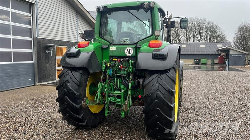 John Deere 6534 Premium med frontlift og frontPTO الجرارات