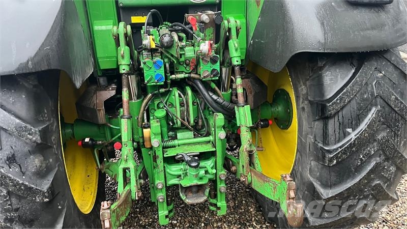 John Deere 6534 Premium med frontlift og frontPTO الجرارات