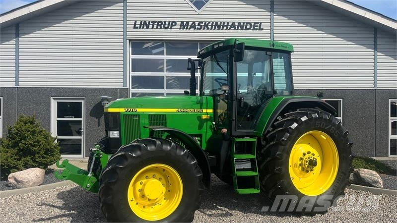 John Deere 7710