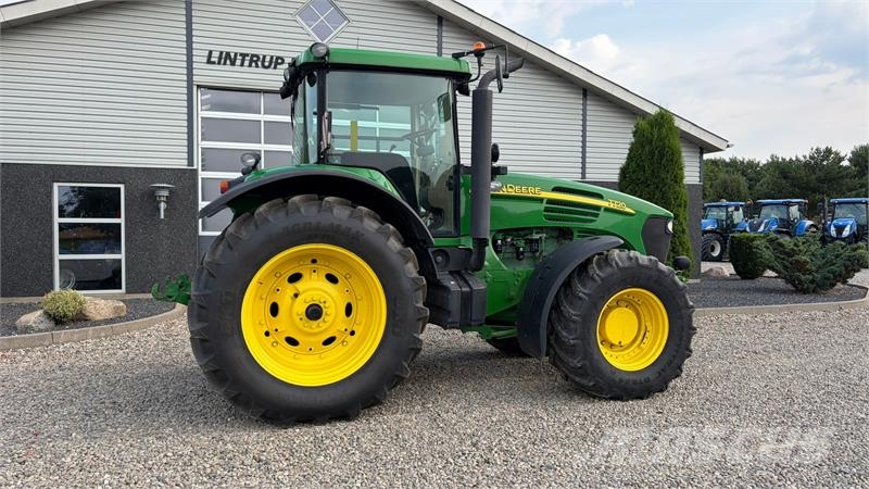 John Deere 7720 AutoPower Meget Velholdt! Трактори
