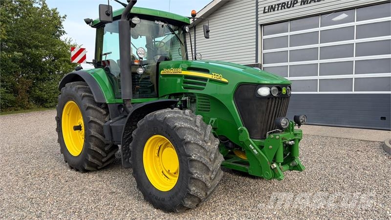 John Deere 7720 AutoPower Meget Velholdt! Трактори