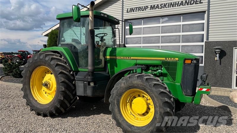 John Deere 8100 Samme ejer siden 2014 Traktoriai