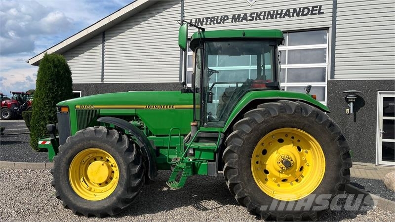 John Deere 8100 Samme ejer siden 2014 Traktoriai